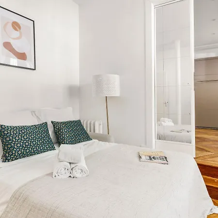 Bnbnova - 1br - Champs-elysees & Arc De Triomphe Appartement *